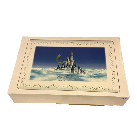 WALT DISNEY WORLD Where Dreams Come True Cinderella Castle Hanging Wall Platter - Picture 4 of 4